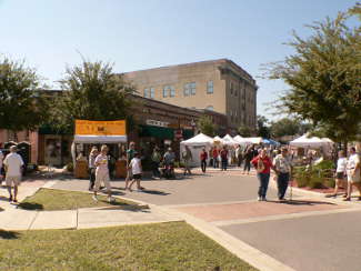 Historic Downtown Inverness Square